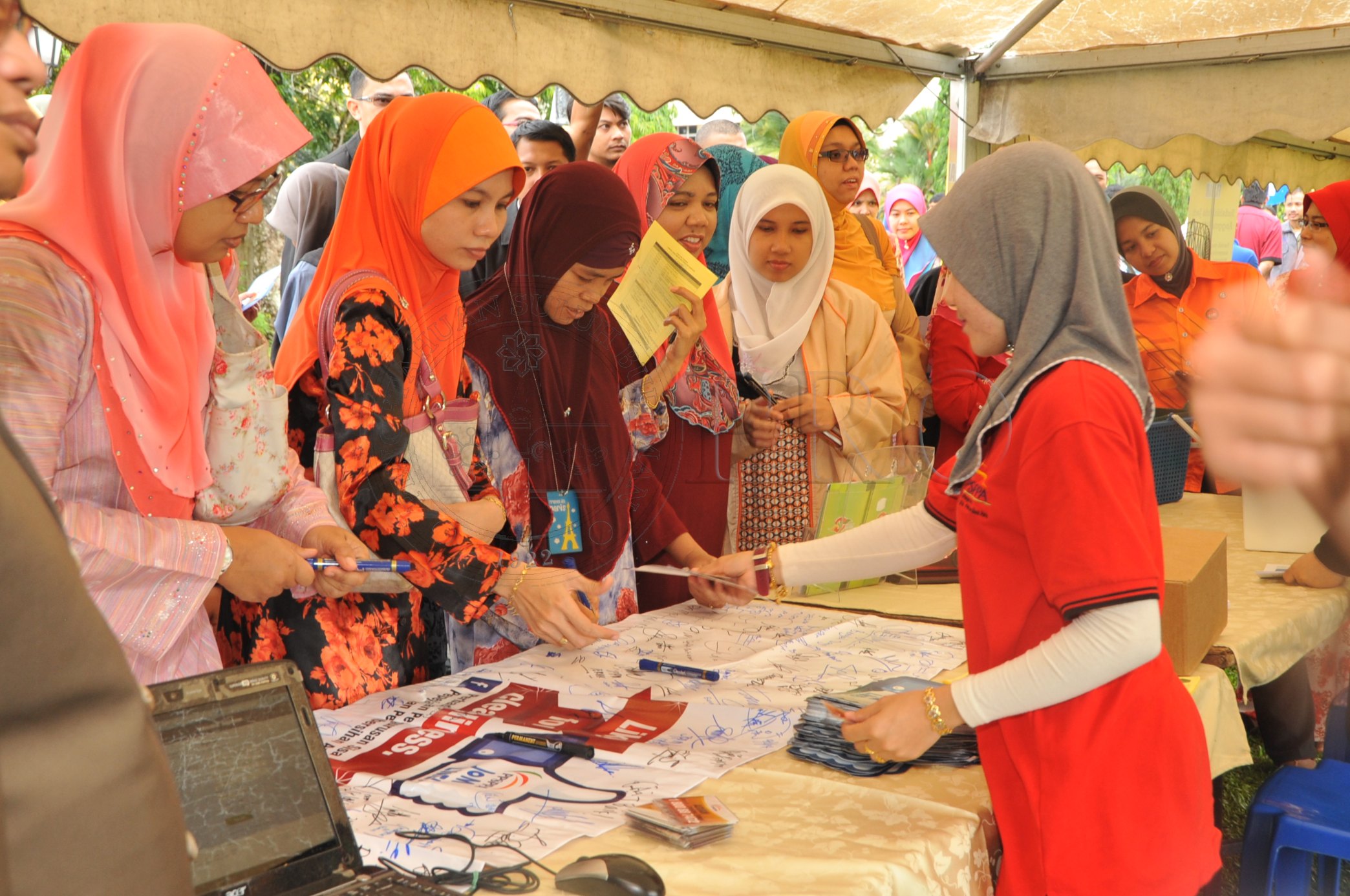 PRO 14 51 KKP PRO 7062